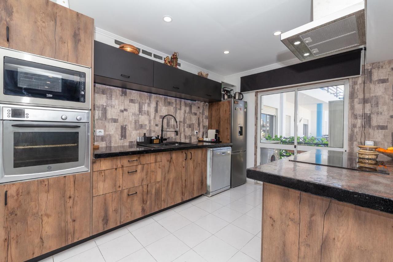 House4You Apartamento Moderno ลากอส ภายนอก รูปภาพ
