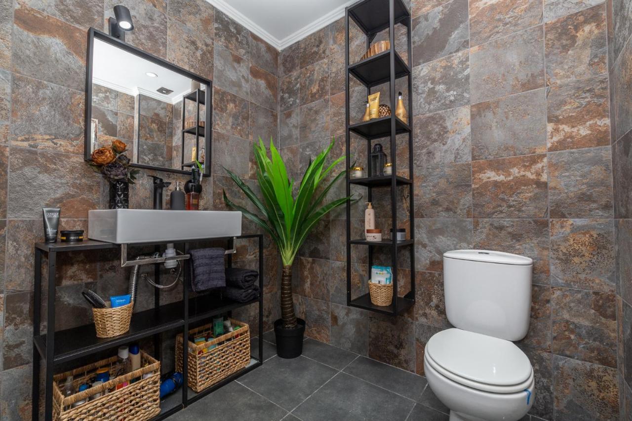 House4You Apartamento Moderno ลากอส ภายนอก รูปภาพ